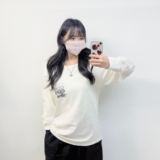 스투시 x 꼼데가르송 닷 롱슬리브 화이트