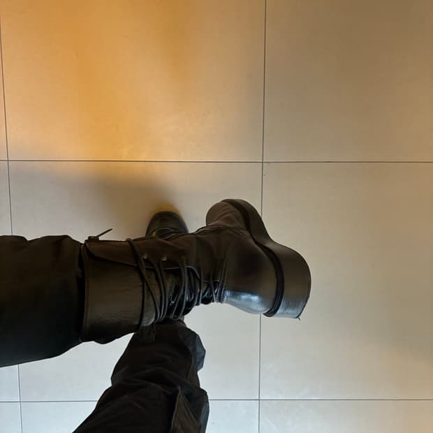 앤드뮐미스터 백레이스 부츠 44