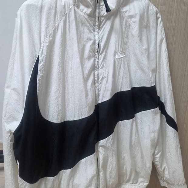 나이키 빅스우시 바람막이 XL