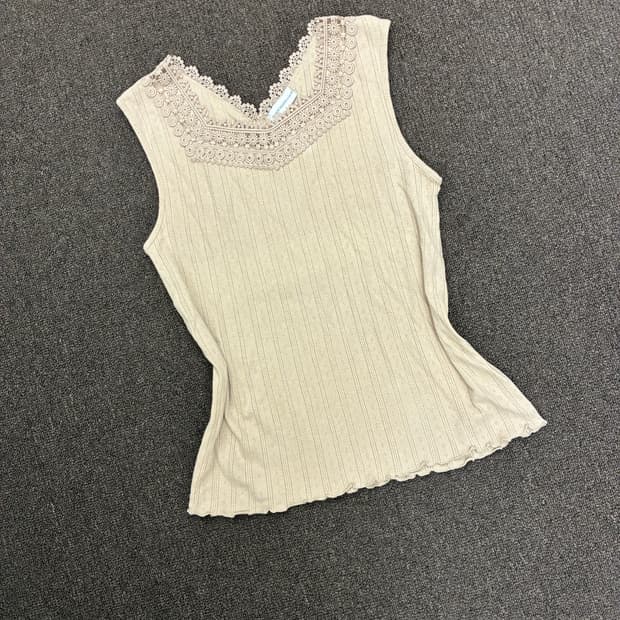LL)Japanese vintage 여성 레이스 디테일 베이지 나시