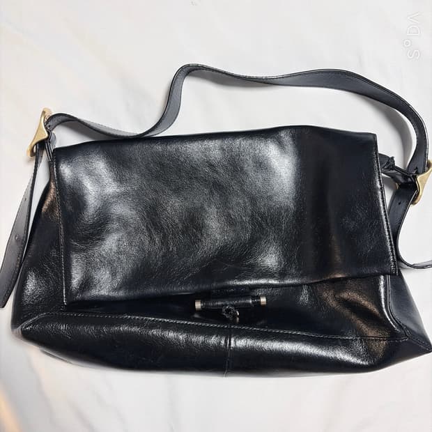 루에브르 삭드자뎅 소가죽 숄더백