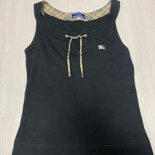 버버리 블루 라벨 탱크탑 민소매 나시 빈티지