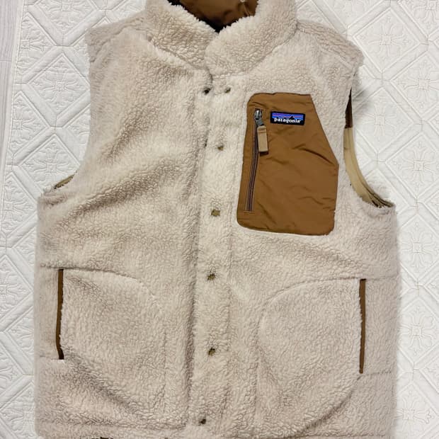 파타고니아 리버시블 비비 베스트 패딩 조끼