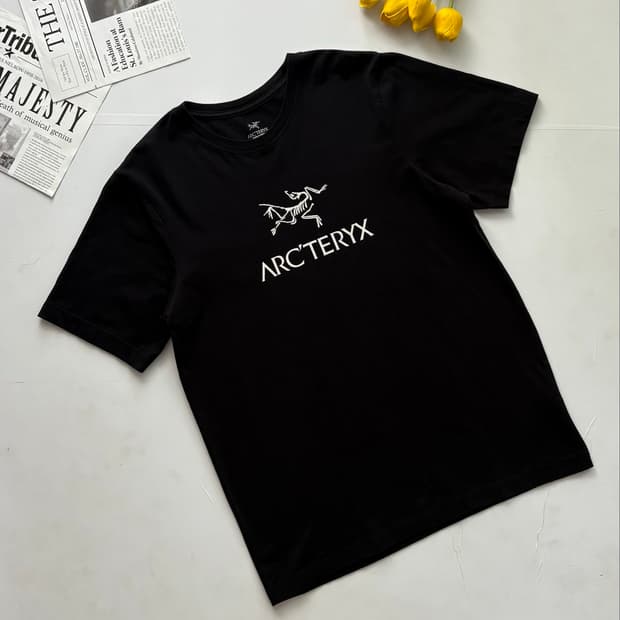 Arc'Teryx 아크테릭스 빅로고 라운드 반팔티
