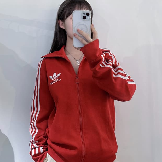 아디다스 유로파 레드 삼선 트랙탑