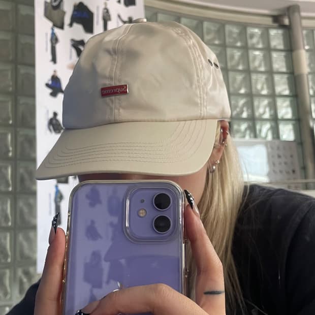 supreme enamel logo 6-panel