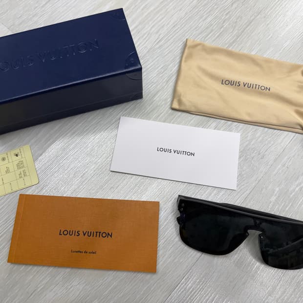 루이비통 선글라스 Z1708E (거의 새품)