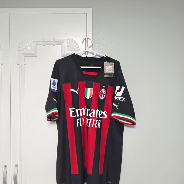 AC밀란 23/24 홈 즐라탄 유니폼 어센틱 XL 새상품