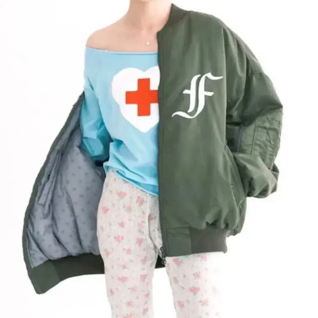 샵페어리 봄버 자켓 카키