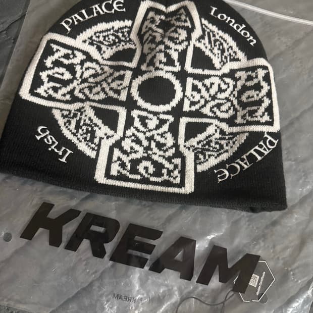 팔라스 셀틱 나인 커프 비니