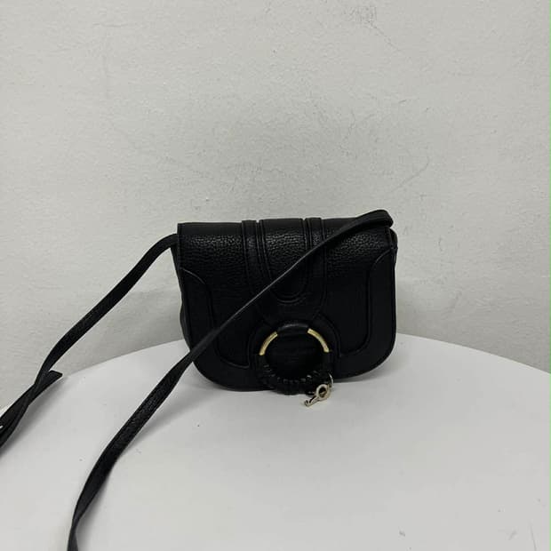 씨바이끌로에 하나 미니 크로스백