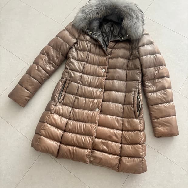 에르노 여성 패딩 42사이즈