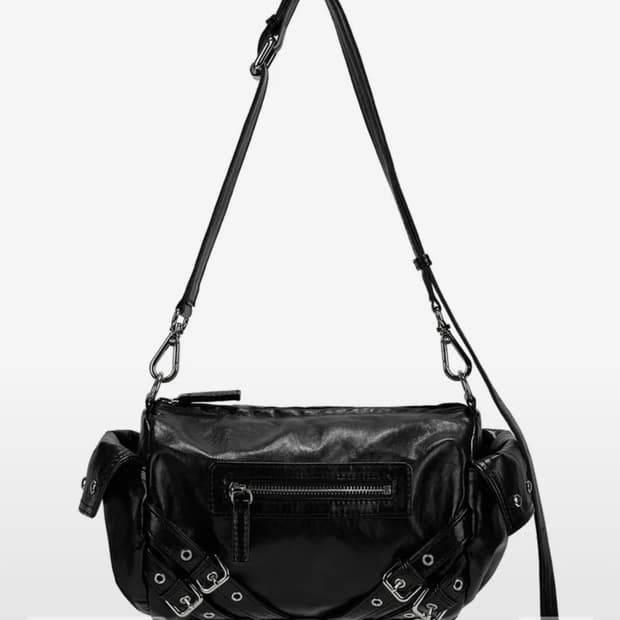 다이닛 스터드 숄더백