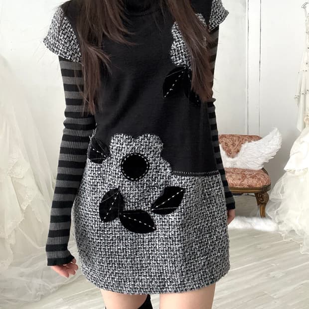 black flower point dress