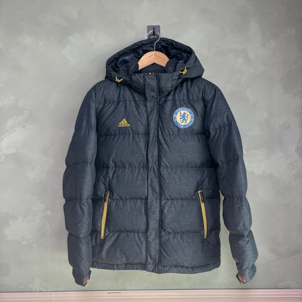 아디다스 첼시 구스다운 패딩