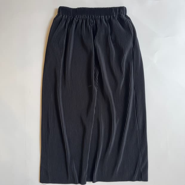 PLEATED MIDI SKIRT