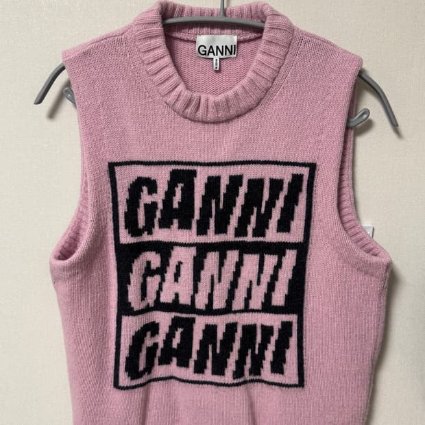 가니 니트 조끼 베스트
