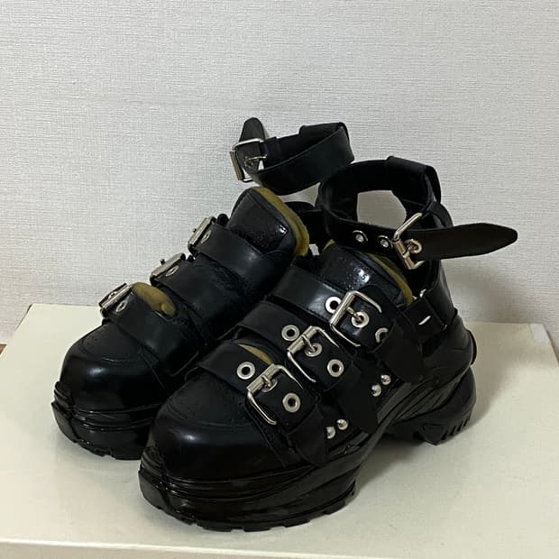 메종마르지엘라 버클 부츠