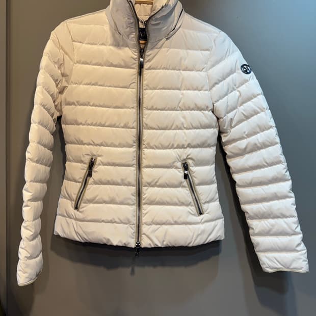 아르마니 진스 다운패딩