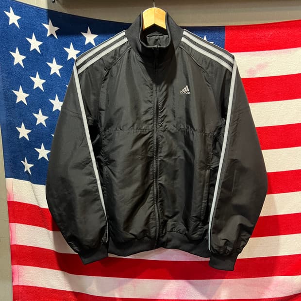 아디다스 바람막이 져지