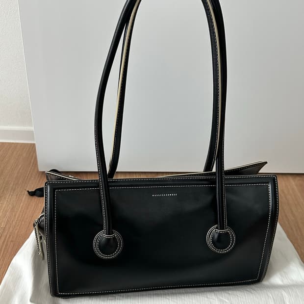 마지셔우드 보스턴백 블랙