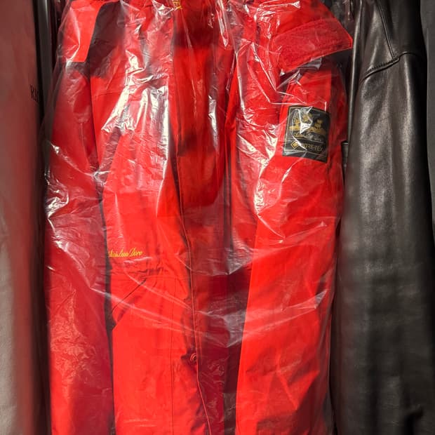 에임레온도르 고어텍스 파카 패딩