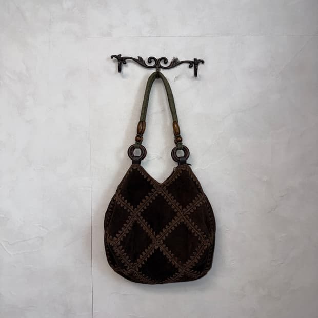 Dark brown bohemian suede stitch 숄더백