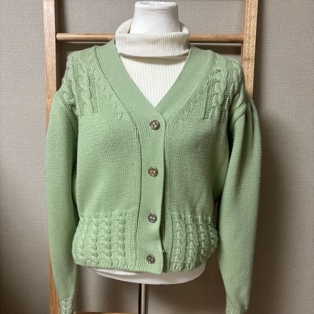 메로나 니트 가디건🍈