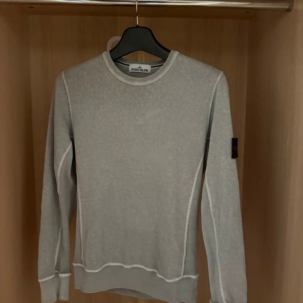 스톤아일랜드 그레이 맨투맨 95