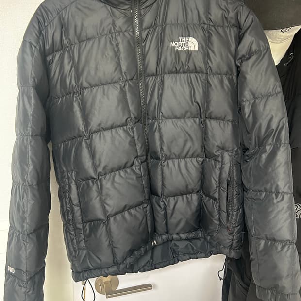 노스페이스 경량패딩