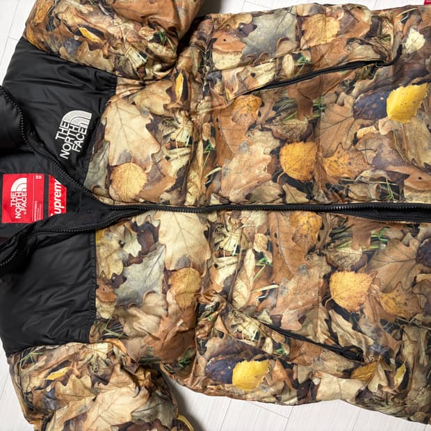 슈프림x노스페이스 16fw 낙엽 눕시패딩M