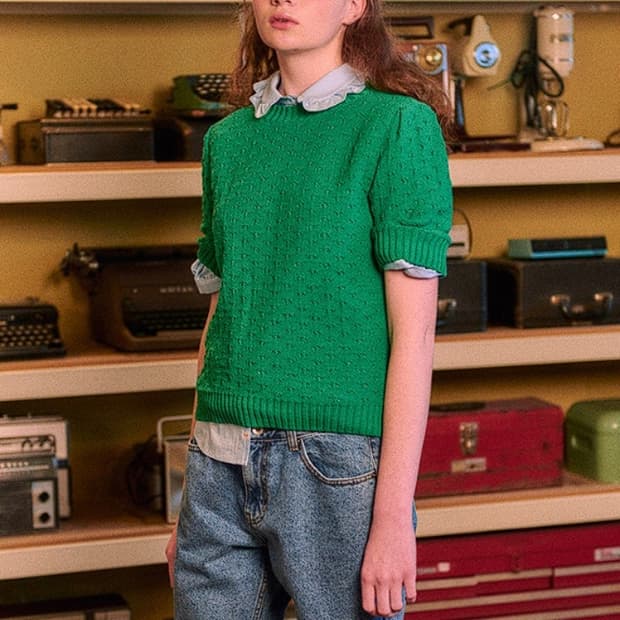 비아플레인 퍼프 반팔 니트