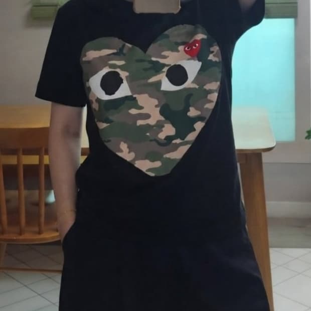 꼼데가르송 카모플라주 하트 반팔티 블랙 L