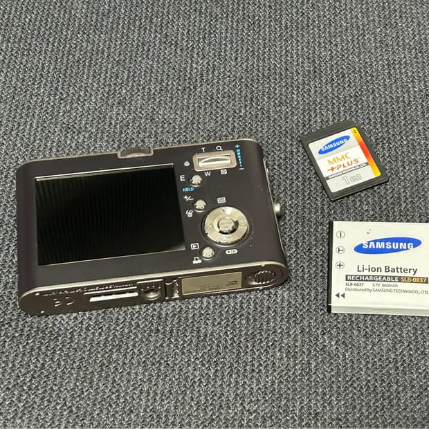 삼성 VLUU NV3 [하투하예온디카]