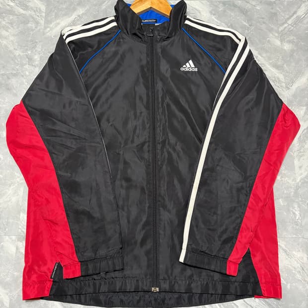 아디다스 클라이마프루프 바람막이