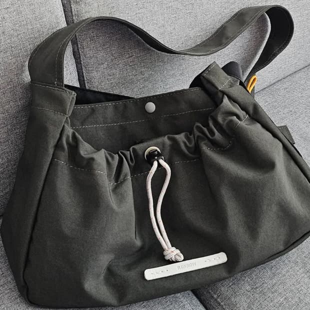 로우로우 크로스백 판매