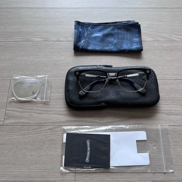 [53] 크롬하츠 보넨노이슈어2 블랙/실버