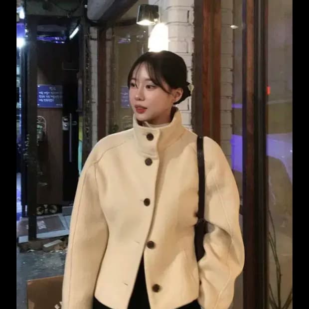 레이브 raive 하이넥 숏코트 s 에크루베이지