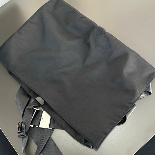 이우가마카라스 크로스백