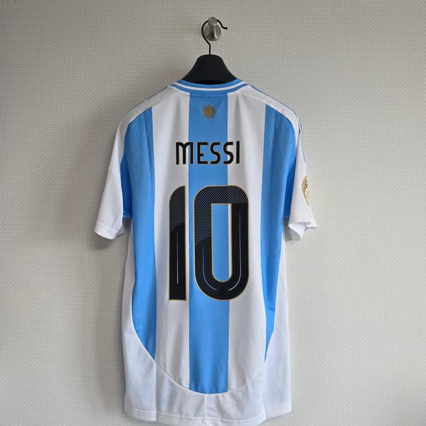 24-26 아르헨티나 홈 유니폼 리오넬 메시 COPA FINAL 버전