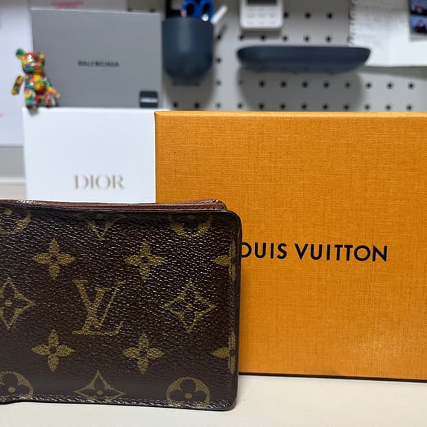 루이비통 모노그램 반지갑