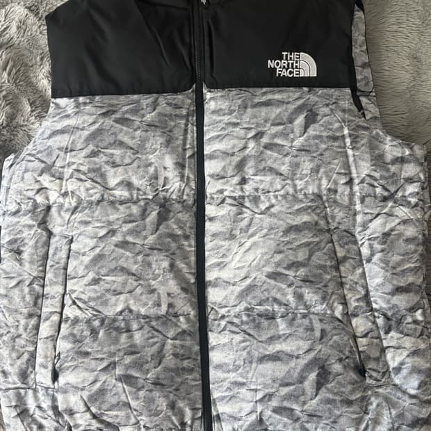 노스페이스 눕시 패딩 조끼 2XL (거의 안입음)