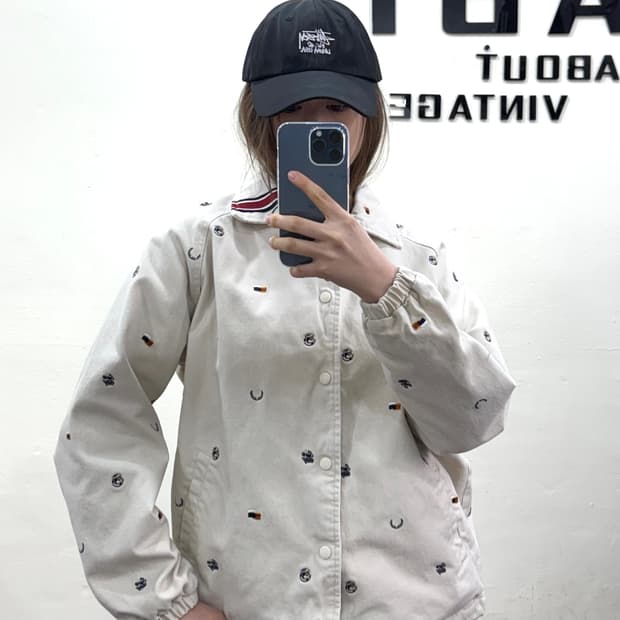 로맨틱크라운 코치자켓