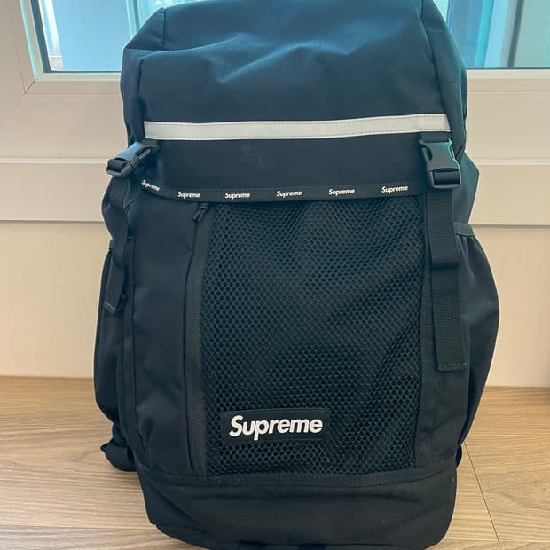 24FW 슈프림 백팩 블랙