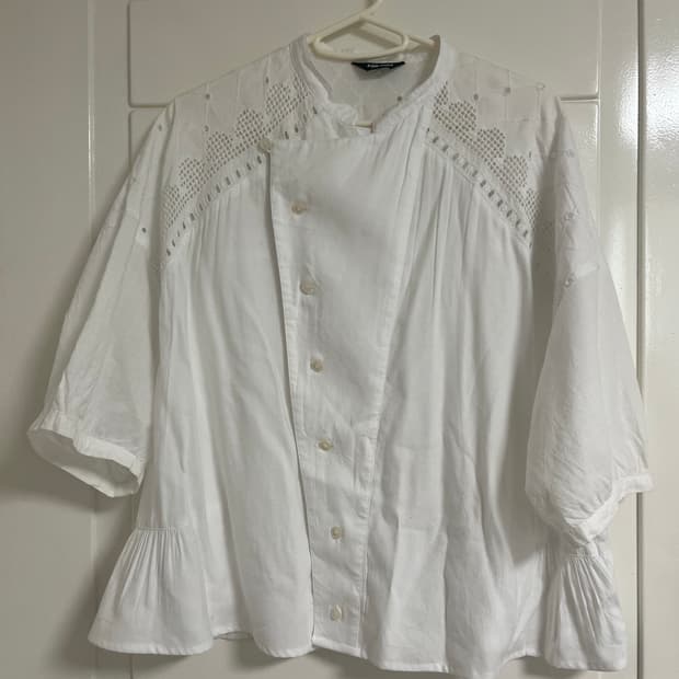 Nenet punching blouse