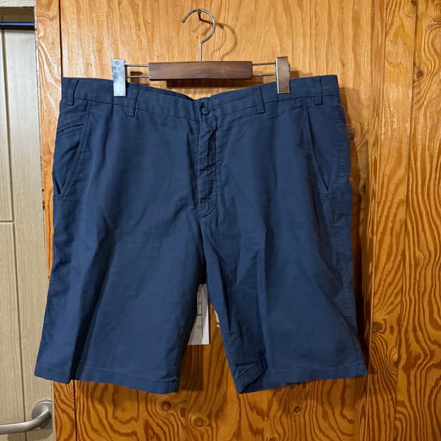 로로피아나 반바지 판매 합니다.