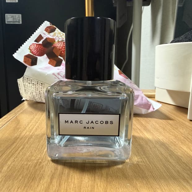 마크제이콥스 레인 판매
