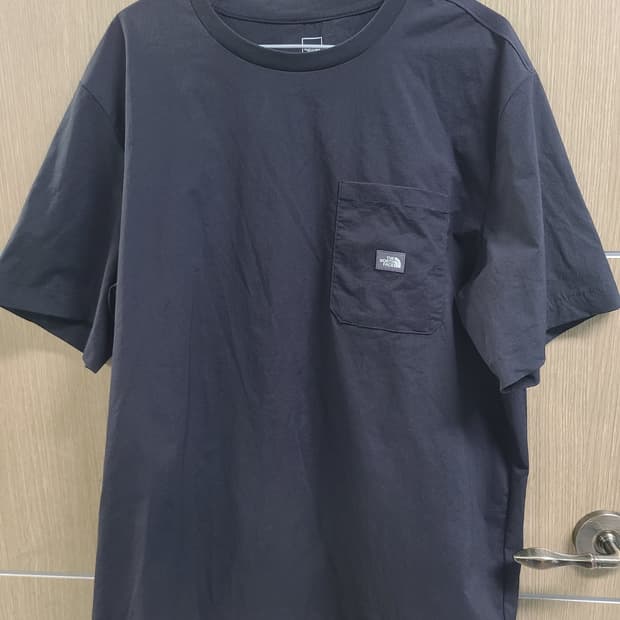 노스페이스 블랙 바람막이 반팔 티셔츠 100