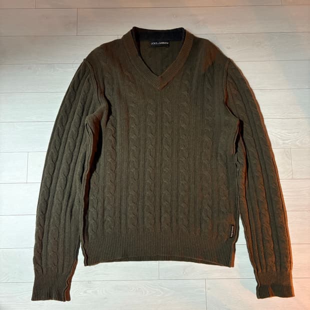 돌체앤가바나 레이어드넥 니트