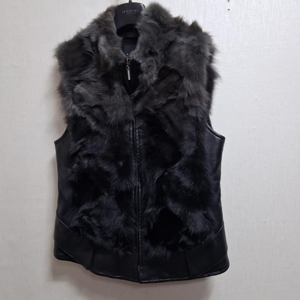 ATAMARK 양가죽배색 폭스집업조끼 슬림형 여성 55
원산지중국제조 국